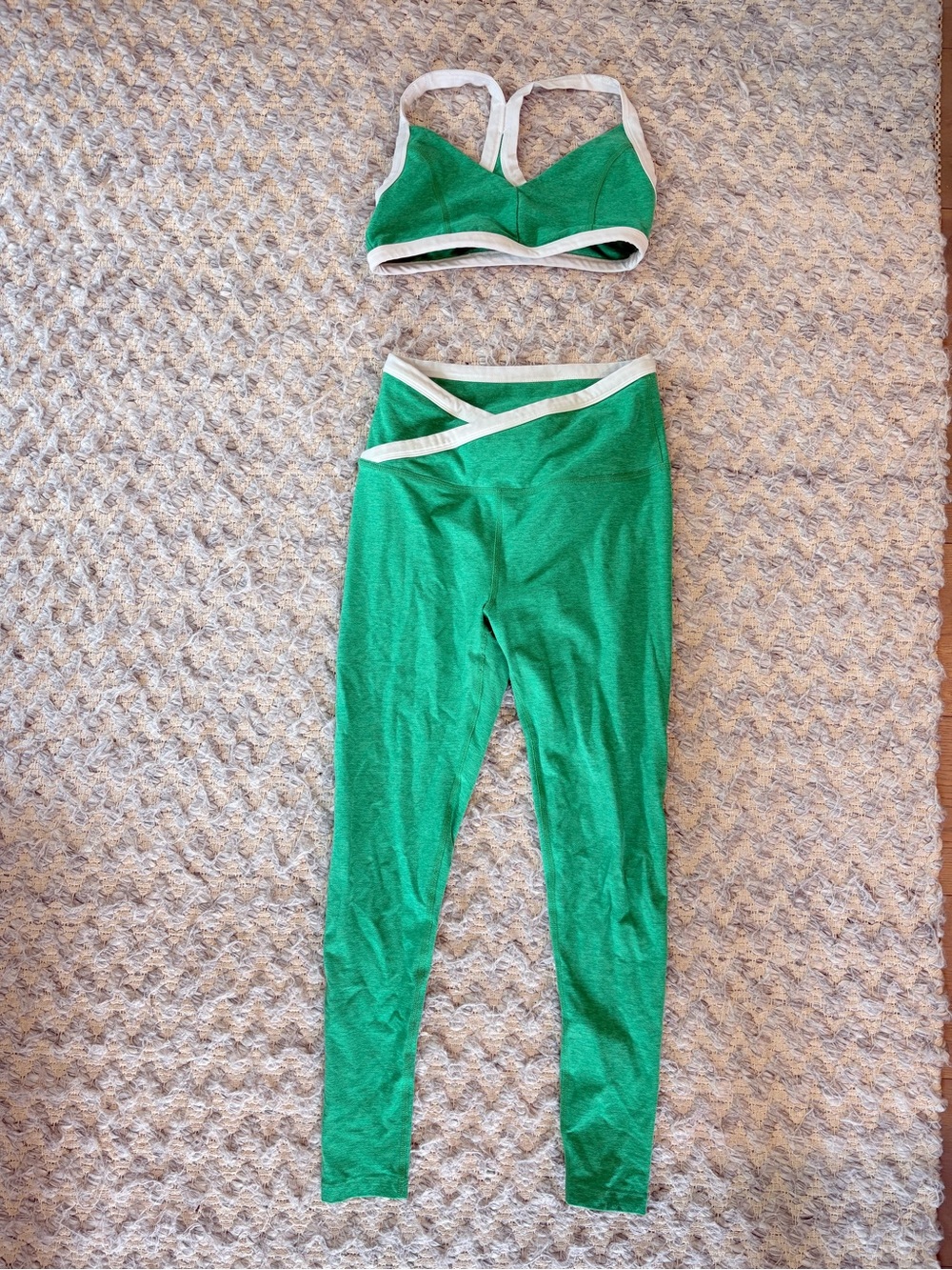 Beyond Yoga Green Dance Two-Piece Set with White Trim